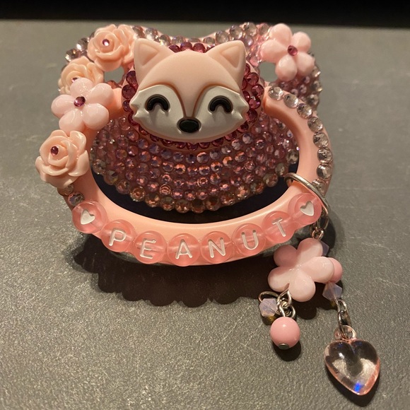 Meet your Posher, Ritz - Picture 2 of 6